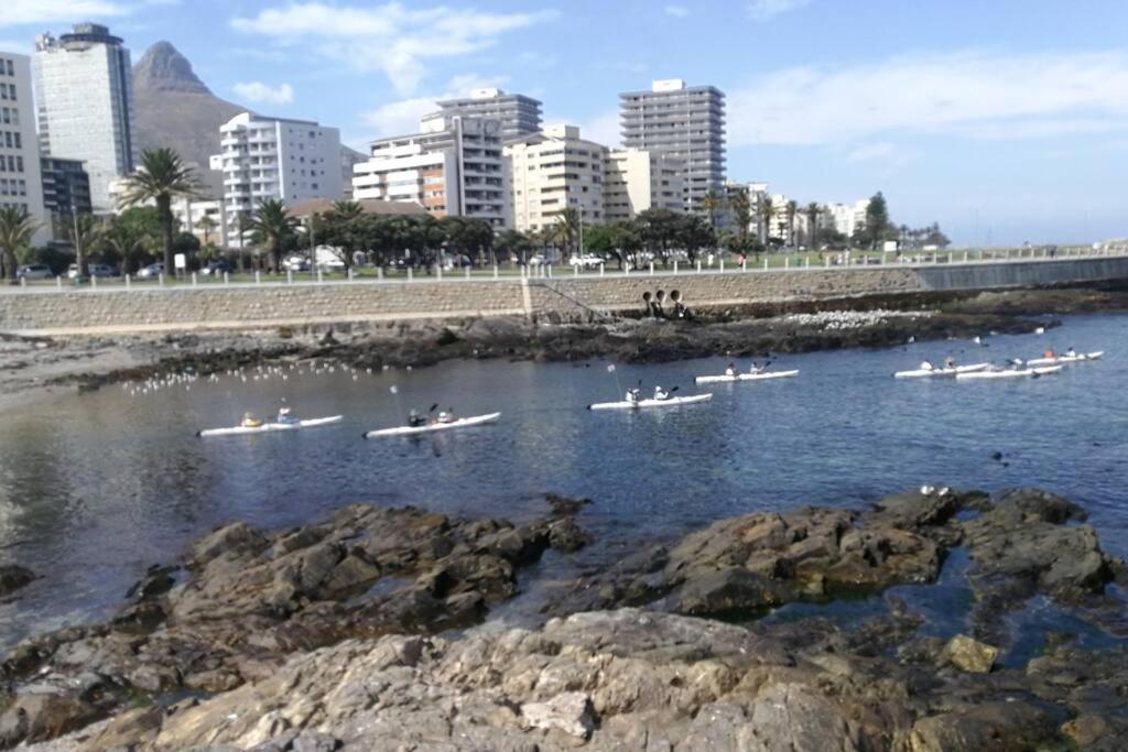 2 Bedroomed Beachfront Apartment Cape Town